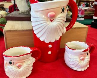Holt Howard winking Santa pitcher and mugs
