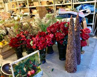 OUR HOLIDAY FLORAL SHOP