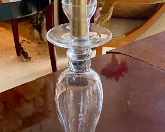 CRYSTAL GLASS CURVY CANDLESTICK