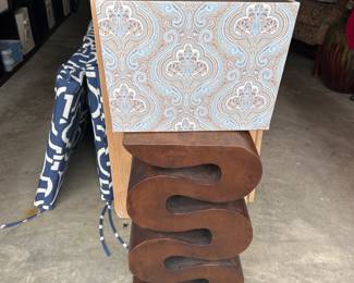 Modern wooden side table, baskets