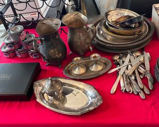 Vintage silver plated serving pieces, steak knives, wine rack