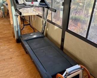 HIGH ENS TREADMILL DISCOUNT PRICE $150