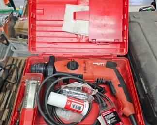 HILTI TE 2-5 Rotary Hammer Drill