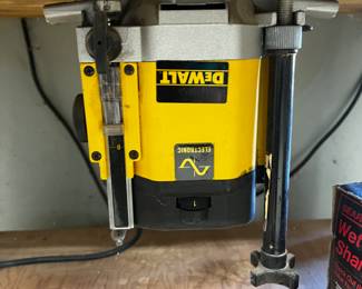 Dewalt Router