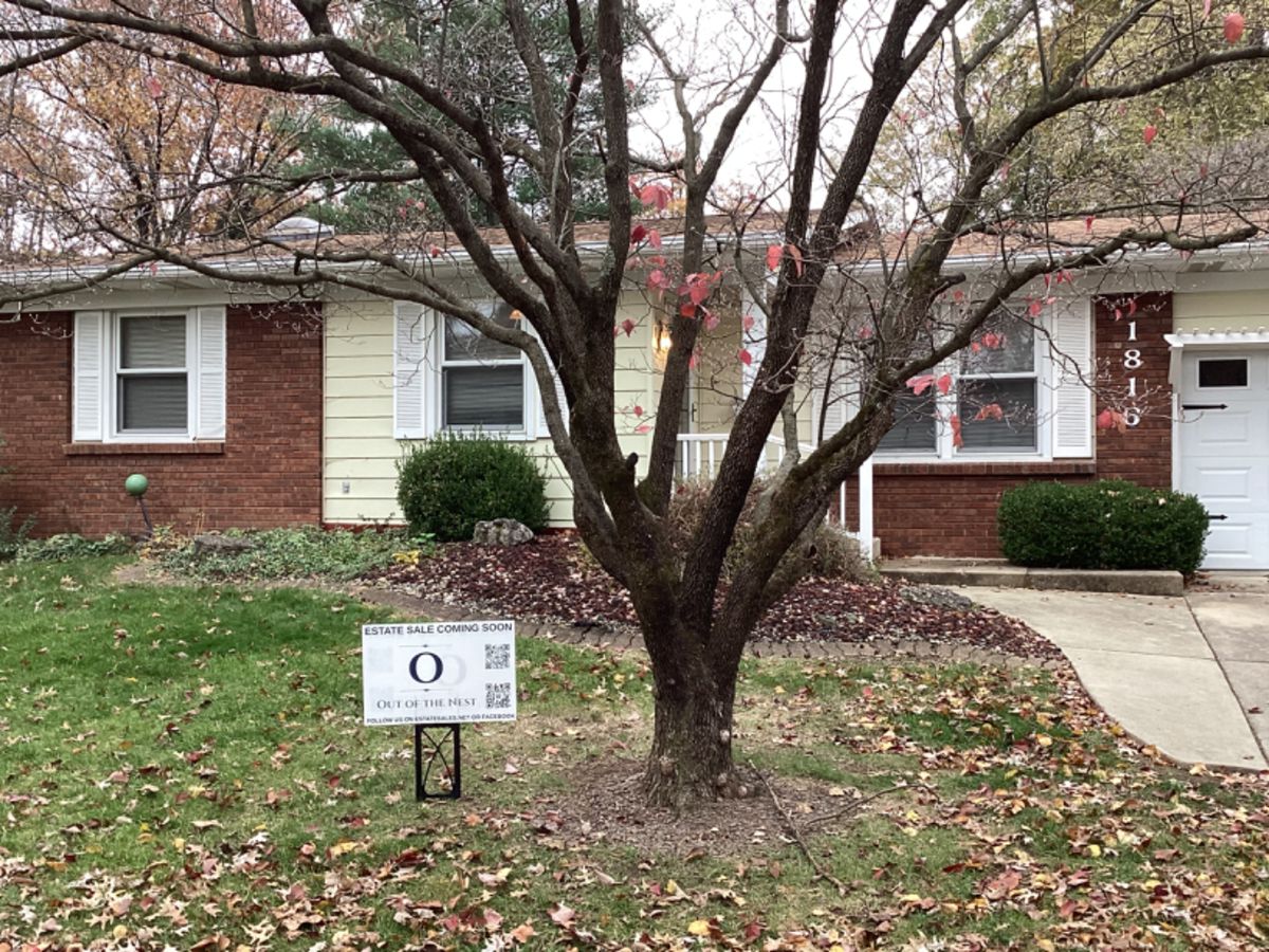 Such a beautiful home with so many nice things