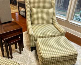Chair and Ottoman (Set of 2)