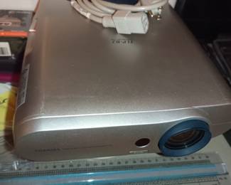 Toshiba TLP-B2 Portable LCD data projector