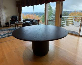 Round Contemporary Pedestal Dining Table by Veronica Barrows, Architect.  Diameter 59.5in | H 30in.