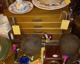 Items Located In The Dining Room