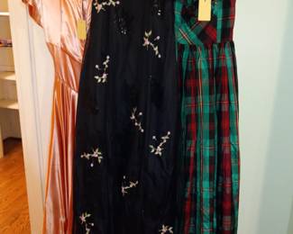 Items Located In The 2nd Bedroom (Master)