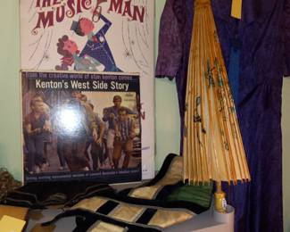 Items Located In The 2nd Bedroom (Master)