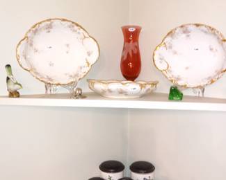 Items Located In The Dining Room