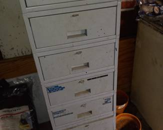 Items Located In The Garage