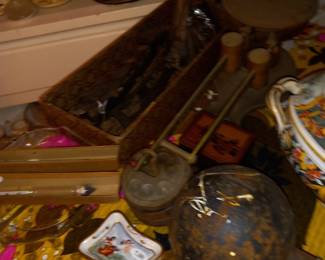 Items Located In The Dining Room