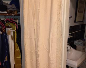 Items Located In The Landing Hallway