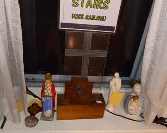 Items Located In The Landing Hallway