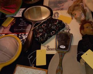 Items Located In The 2nd Bedroom (Master)