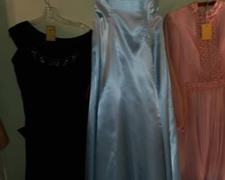 Items Located In The 2nd Bedroom (Master)