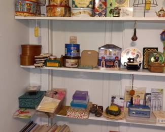 Items Located In The 1st Bedroom (Craft Room)