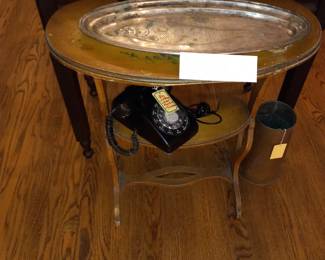 Items Located In The Dining Room