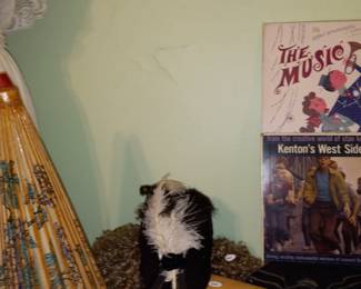 Items Located In The 2nd Bedroom (Master)