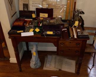 Items Located In The Dining Room