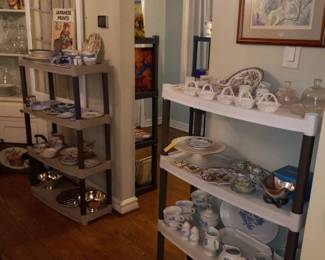 Items Located In The Dining Room