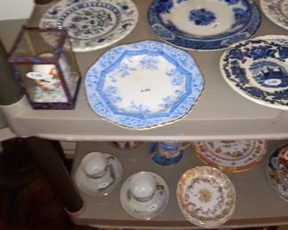 Items Located In The Dining Room