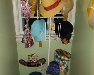 Items Located In The 2nd Bedroom (Master)