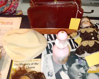 Items Located In The 2nd Bedroom (Master)