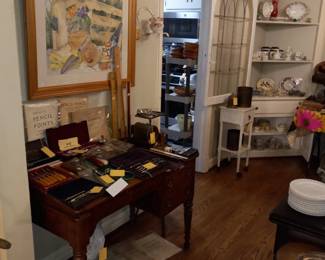 Items Located In The Dining Room