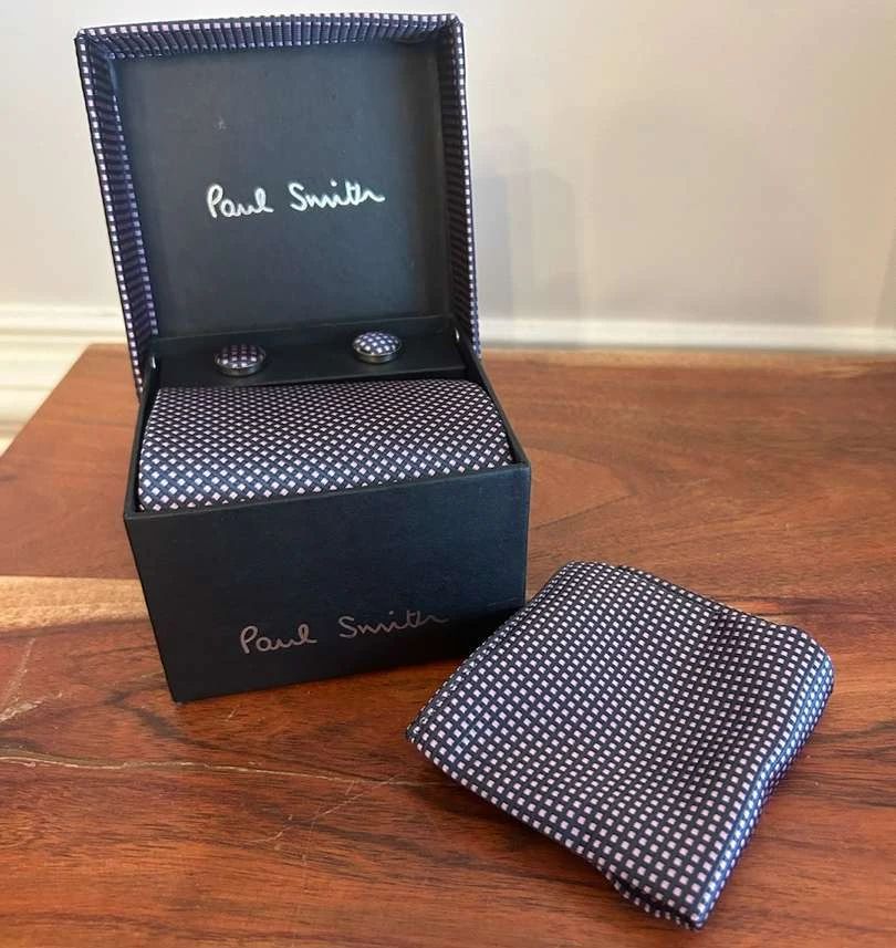  01 Paul Smith Tie and Cuffs Set