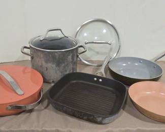 Kitchen Basics Pot And Pans
