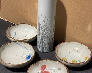 Beautiful Asian Dipping Bowls, Plus Vase 