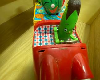 Musical Tin Litho Veggie Truck