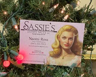 Happy Holidays!! Thank You For Shopping Sassies in 2024!! 