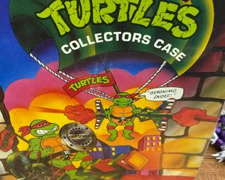 Vintage Teenage Mutant Ninja Turtles Collectors Case with Turtles/Villians