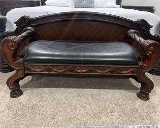 comfortable and sturdy bench 