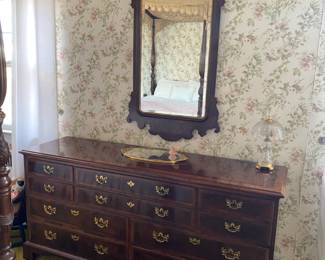 Estate Sales By Olga in Union, NJ