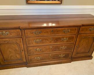 China Buffet Cabinet