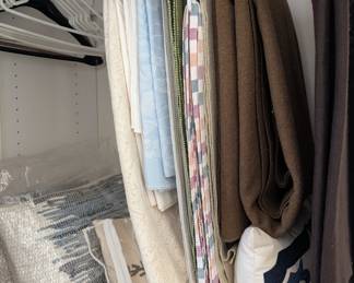 Assorted Linens 