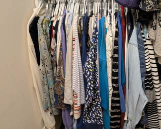 Assorted Women’s Clothing 
