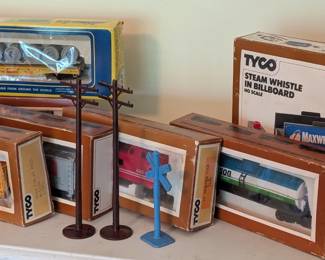 Tyco HO Train