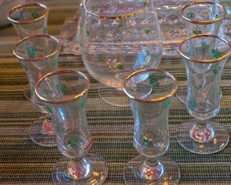 Assorted Glassware 