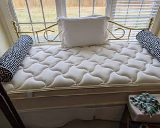Trundle Bed
