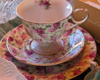 Assorted Tea cup and saucer 