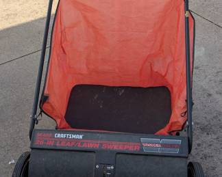 Craftsman Leaf/Lawn Sweeper