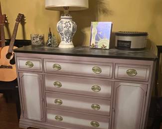 Hand-painted Hepplewhite design $150