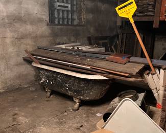 Antique clawfoot tub, white - $200