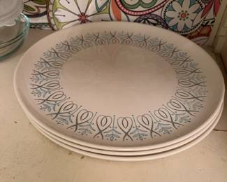 Vintage Taylor Smith plates :$10 set of 3